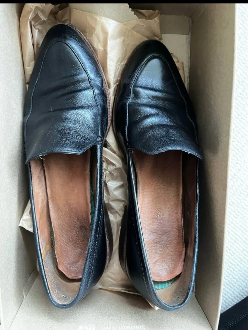 Madewell Black Leather Slip-On Classic Loafers Womens 7.5 shoes